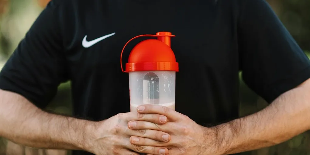 Whey vs Casein Protein: Top Picks Ranked